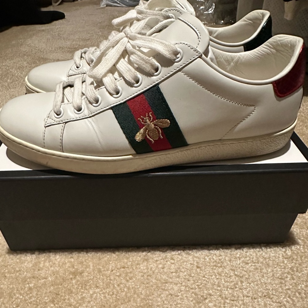 Gucci Women’s Ace Sneaker with Bee